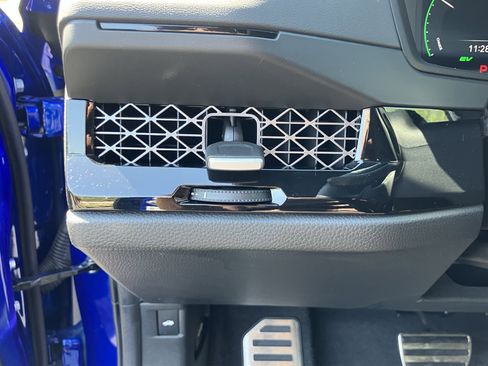 Used 2025 Honda Accord Sport image 19