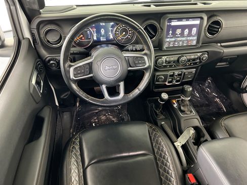 Used 2021 Jeep Wrangler Unlimited Sahara AWD/4WD image 22