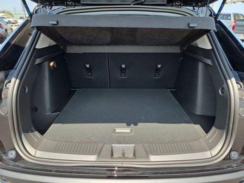 New 2025 Chevrolet Trax LT w/ Driver Confidence Package image 21