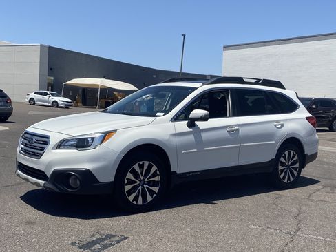 Used 2017 Subaru Outback 2.5i Limited AWD/4WD image 2