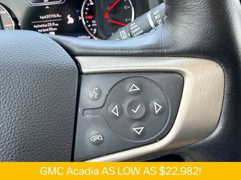 Used 2020 GMC Acadia Denali w/ Technology Package FWD image 30
