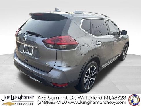Used 2019 Nissan Rogue SL FWD image 3
