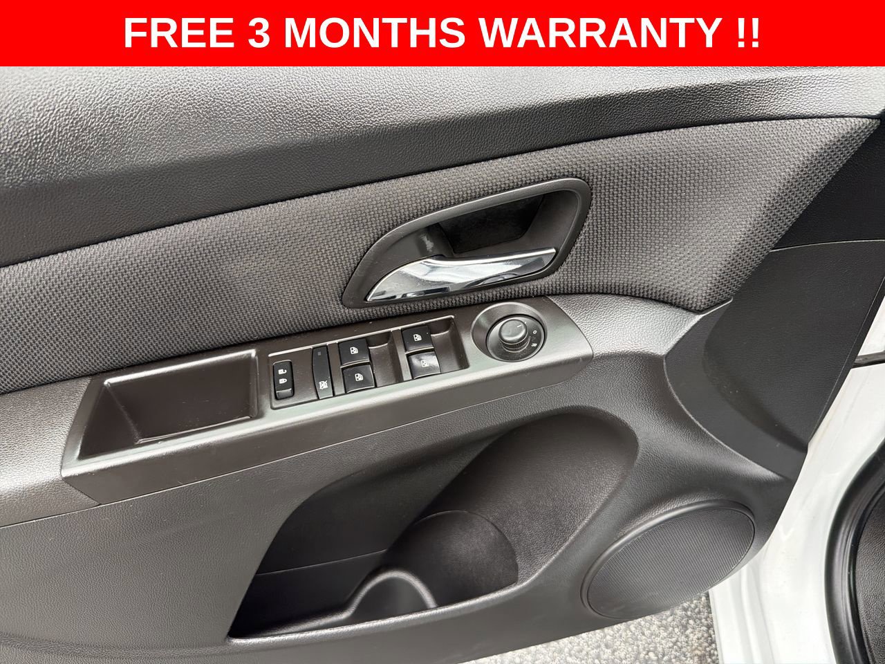 Used 2016 Chevrolet Cruze LT FWD image 12