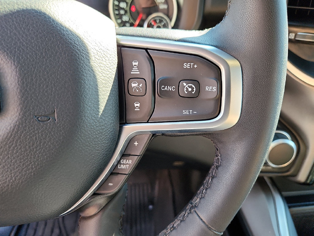 Used 2025 RAM 1500 Big Horn AWD/4WD image 21