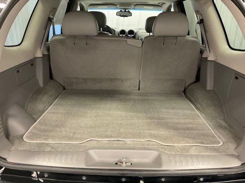Used 2005 GMC Envoy SLT AWD/4WD image 12