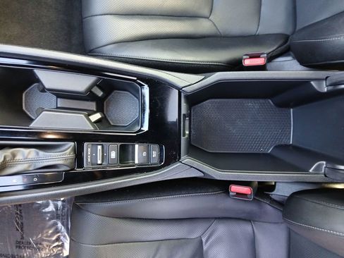 Used 2024 Honda Accord Sport image 35