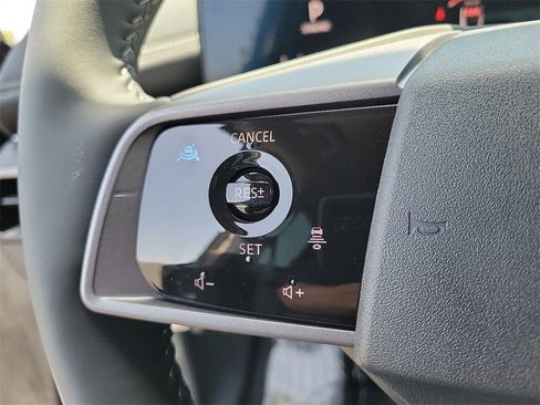 New 2025 Nissan Murano SV image 5