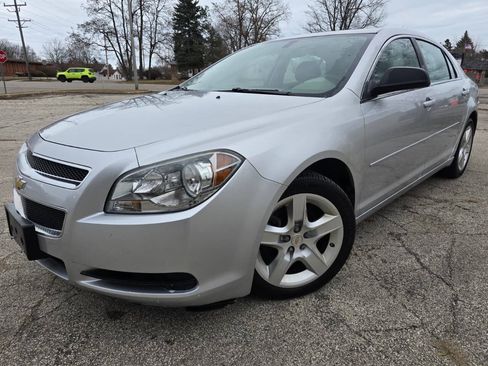 Used 2011 Chevrolet Malibu LS FWD image 1