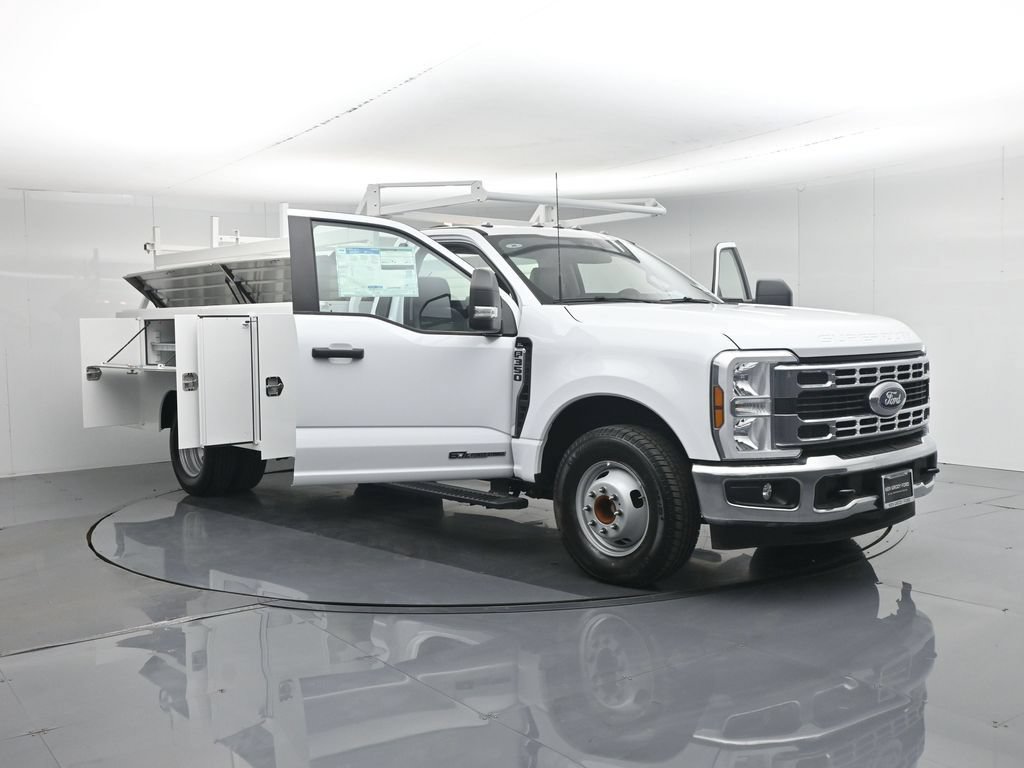 New 2025 Ford F350 XL w/ XL Chrome Package RWD image 37