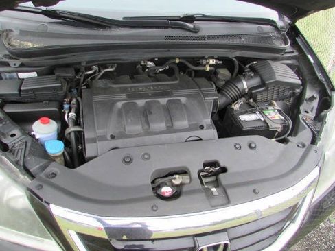 Used 2010 Honda Odyssey EX-L image 17