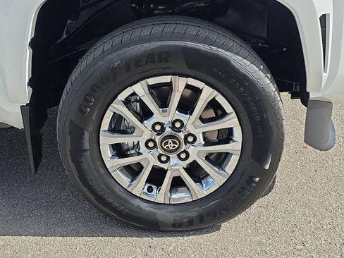 New 2026 Toyota Tacoma Limited AWD/4WD image 27