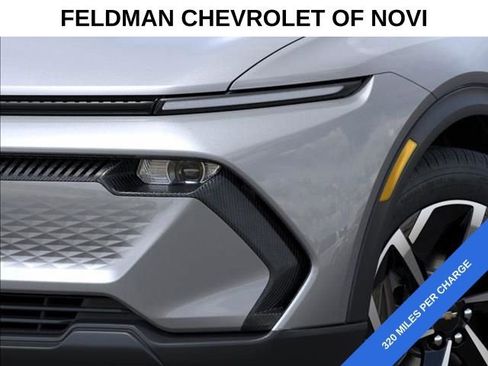 New 2026 Chevrolet Equinox EV LT image 11