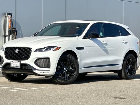 Used 2025 Jaguar F-PACE R-Dynamic S image 1