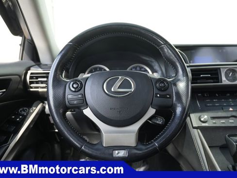 Used 2015 Lexus IS 250 RWD image 40