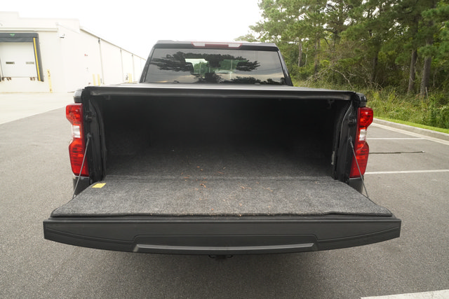 Used 2022 Chevrolet Silverado 1500 LT AWD/4WD image 11
