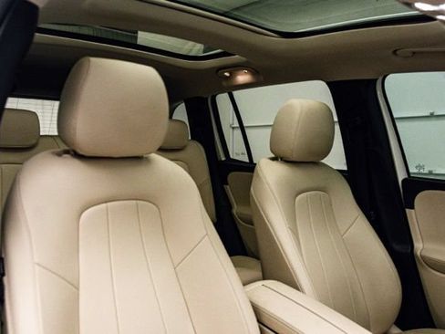 Used 2022 Mercedes-Benz GLB 250 4MATIC image 13