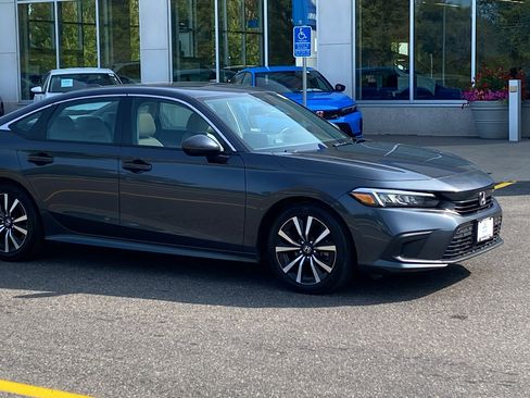 Certified 2024 Honda Civic EX image 1