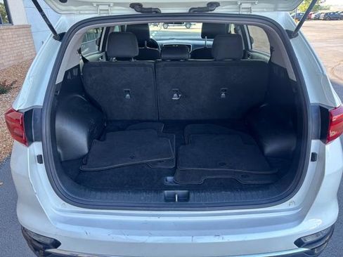 Used 2022 Kia Sportage LX FWD image 7