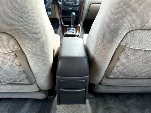 Used 2001 Subaru Outback Wagon image 36