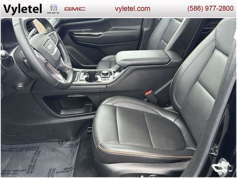 Used 2023 GMC Acadia AT4 w/ Technology Package image 19