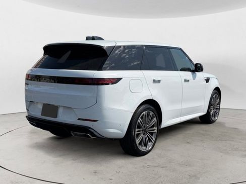 New 2026 Land Rover Range Rover Sport Dynamic SE AWD/4WD image 4