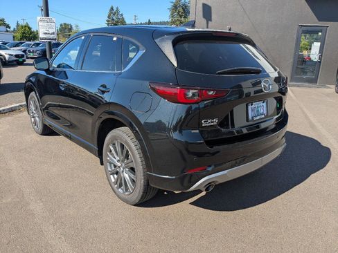 Used 2025 MAZDA CX-5 Signature AWD/4WD image 4