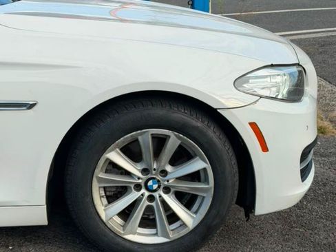 Used 2014 BMW 528i xDrive Sedan AWD/4WD image 15