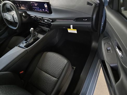 New 2026 Nissan Sentra SV w/ SV Convenience Package FWD image 7