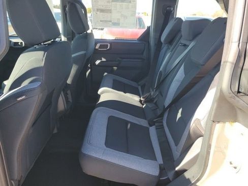 New 2025 Ford Bronco Base image 17