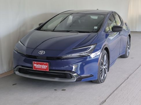 Used 2024 Toyota Prius Limited w/ Limited Premium Package AWD/4WD image 26