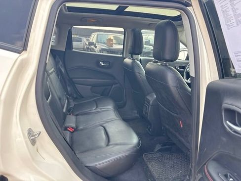 Used 2018 Jeep Compass Trailhawk AWD/4WD image 12