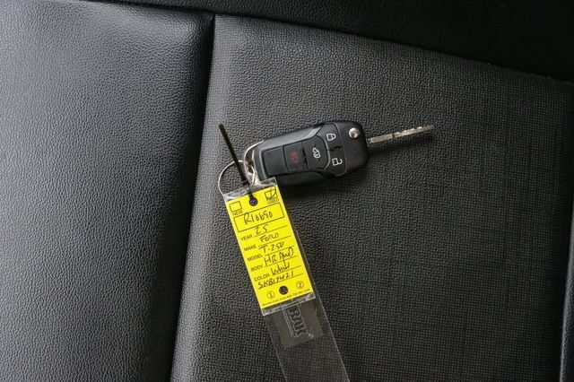 Used 2025 Ford Transit 250 148 High Roof AWD image 34