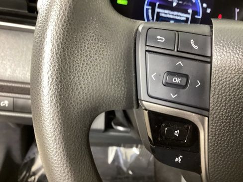 Used 2025 Toyota Camry LE FWD image 20