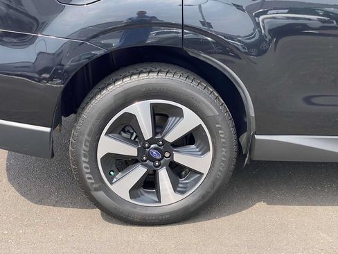 Used 2018 Subaru Forester 2.5i w/ Alloy Wheel Package AWD/4WD image 3