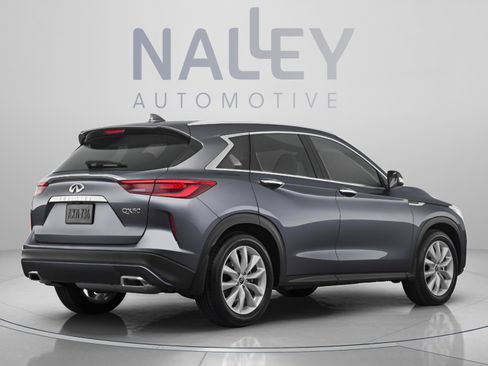 Used 2019 INFINITI QX50 Luxe w/ Navigation Package AWD/4WD image 3