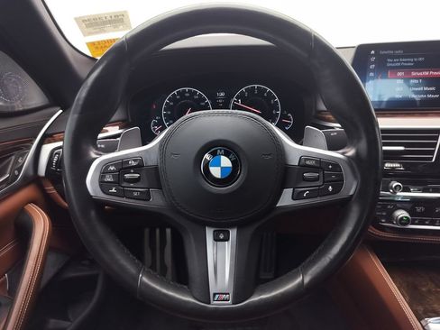 Used 2019 BMW M550i xDrive w/ Dynamic Handling Package AWD/4WD image 11