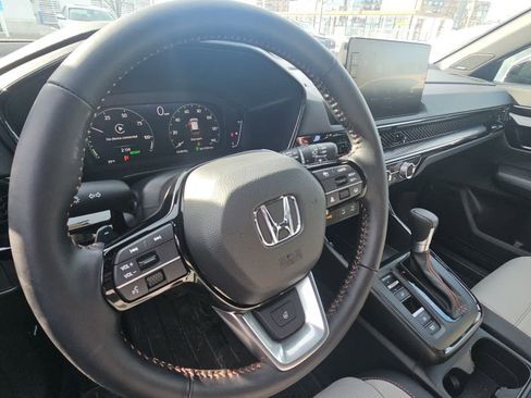 Certified 2026 Honda CR-V Sport Touring image 5