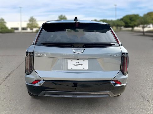 New 2025 Cadillac Optiq Sport 2 w/ LPO, Floor Liner Package image 5