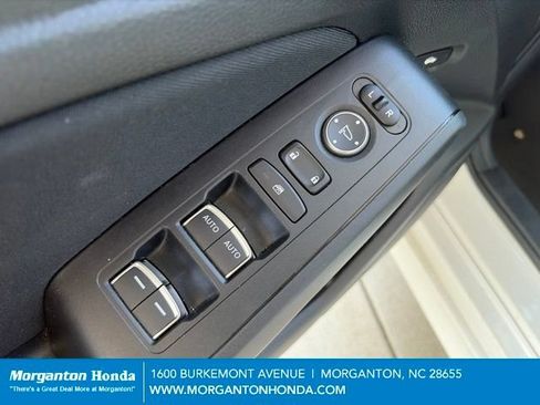 Used 2025 Honda Civic Sport image 14