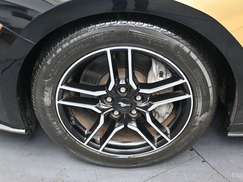 Used 2020 Ford Mustang GT image 33