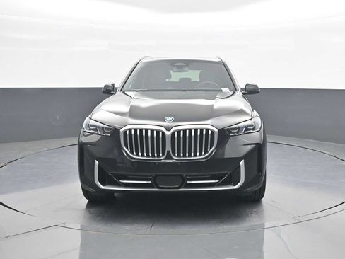 Used 2025 BMW X5 xDrive50e AWD/4WD image 3