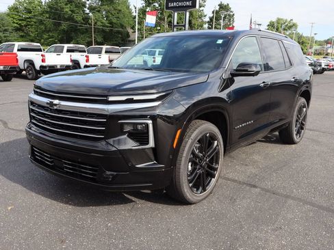 New 2026 Chevrolet Traverse High Country w/ LPO, Floor Liner Package AWD/4WD image 30