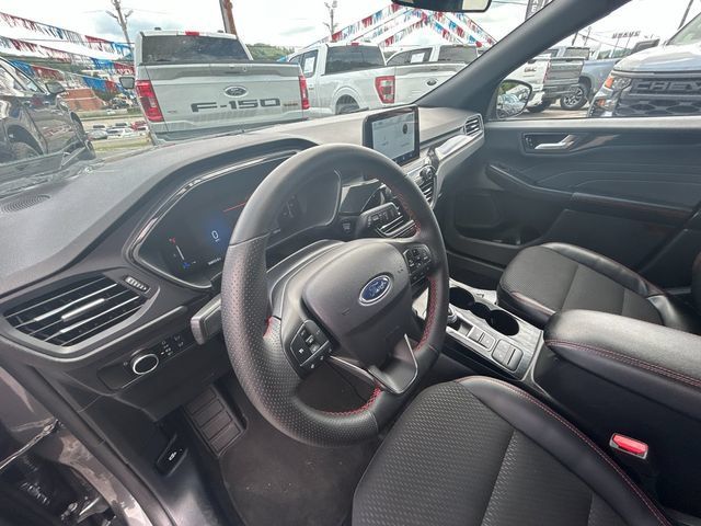 Used 2025 Ford Escape ST-Line AWD/4WD image 11