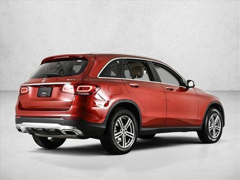 Used 2021 Mercedes-Benz GLC 300 4MATIC image 5