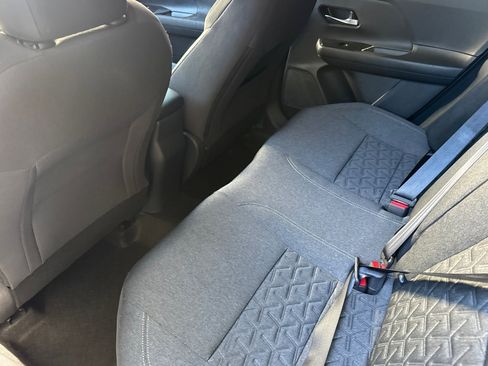 Used 2025 Nissan Kicks SV AWD/4WD image 24