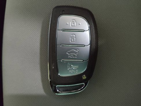 Used 2019 Hyundai Sonata SEL w/ Tech Package 02 FWD image 32