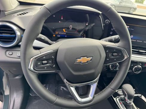 New 2026 Chevrolet Trax LT w/ LT Convenience Package image 21