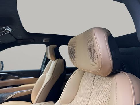 New 2025 Cadillac Escalade IQ Luxury 2 image 25