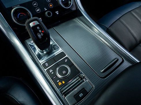 Used 2019 Land Rover Range Rover Sport HST image 57