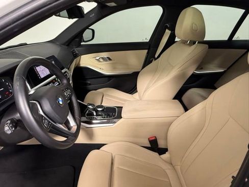 Used 2021 BMW 330i Sedan w/ Parking Assistance Package RWD image 27
